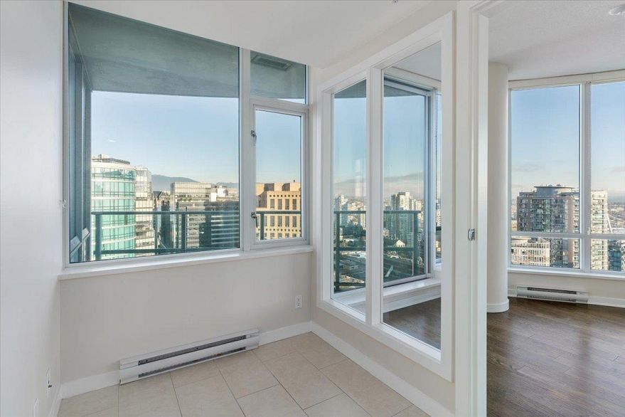 3003 833 Homer Street