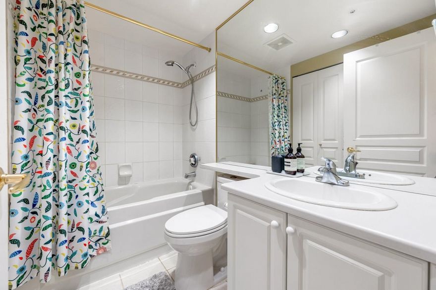 1204 5775 Hampton Place