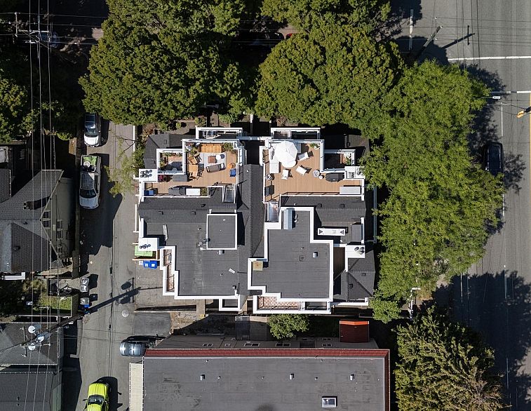 PH 401 2020 Trafalgar Street