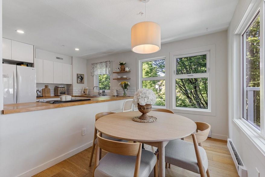 PH 401 2020 Trafalgar Street