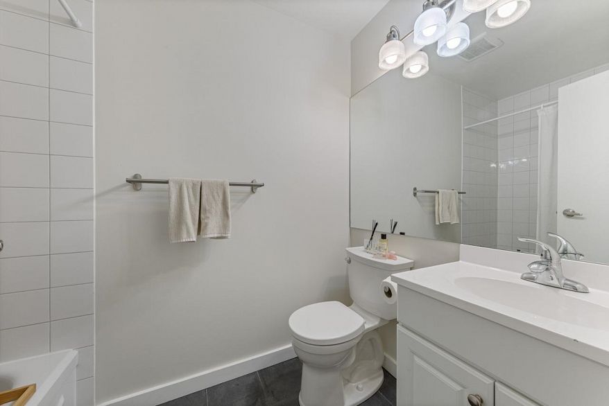 PH 401 2020 Trafalgar Street