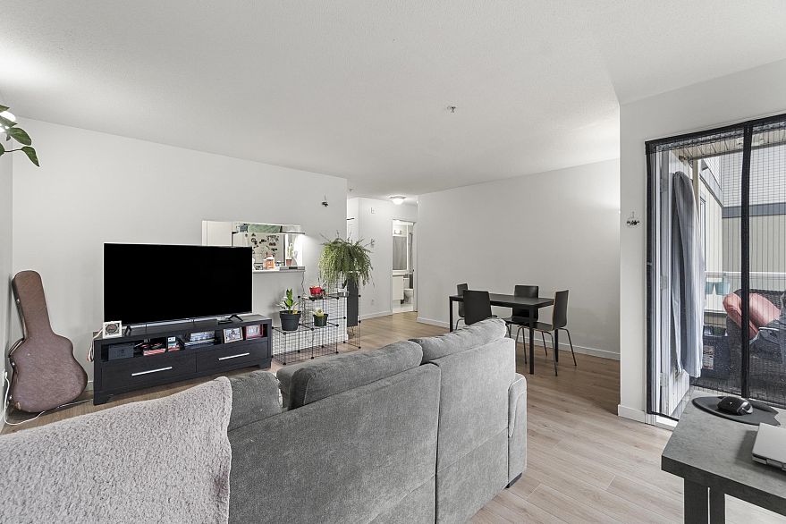 301 4990 Mcgeer Street