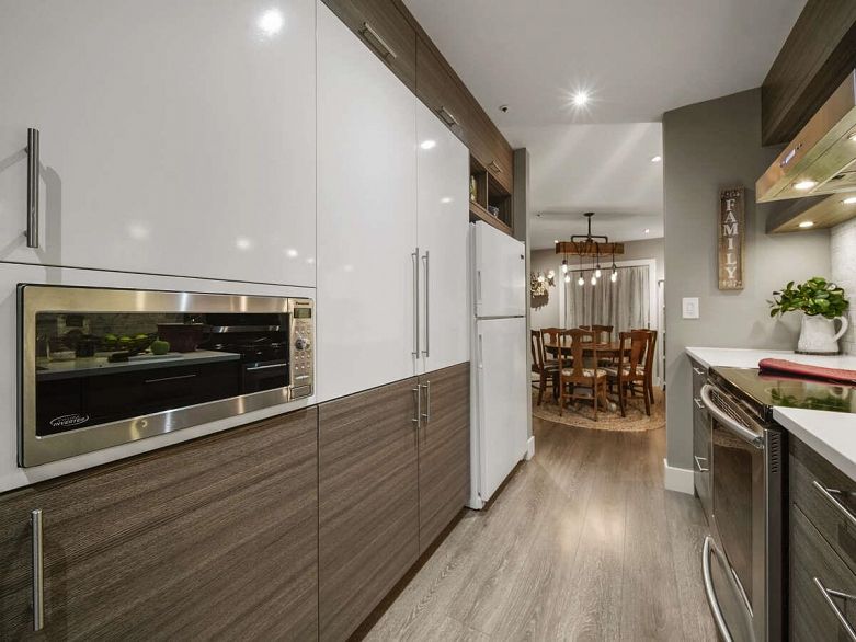 202 2250 SE Marine Drive