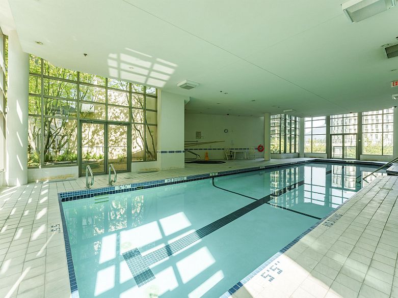 306 1328 W Pender Street