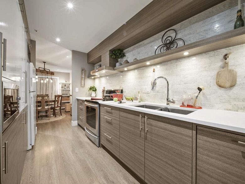 202 2250 SE Marine Drive