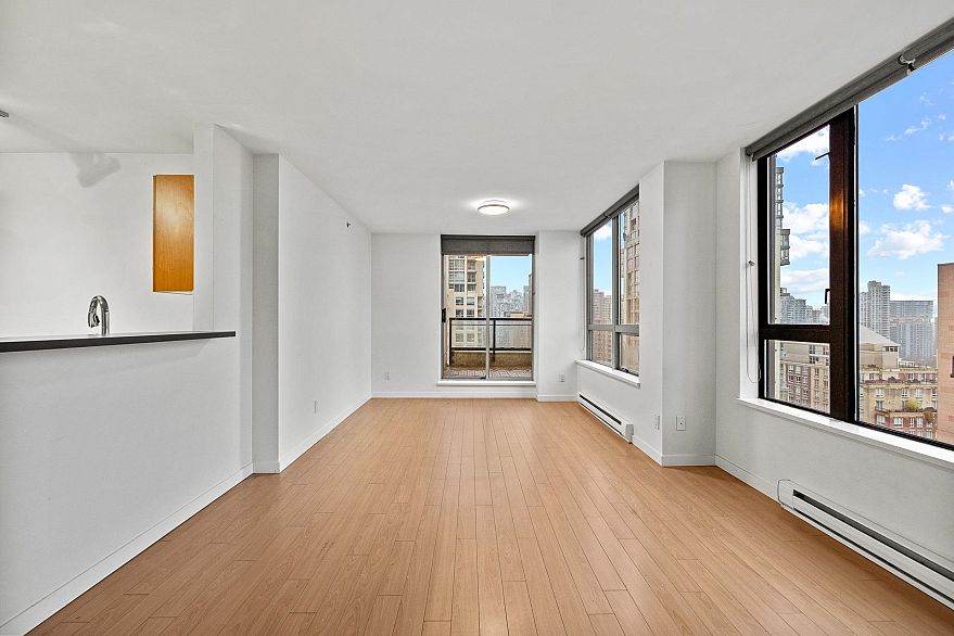 1804 1295 Richards Street