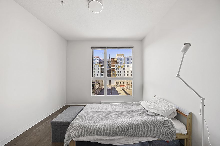 508 138 E Hastings Street