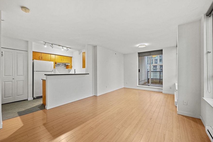 1804 1295 Richards Street