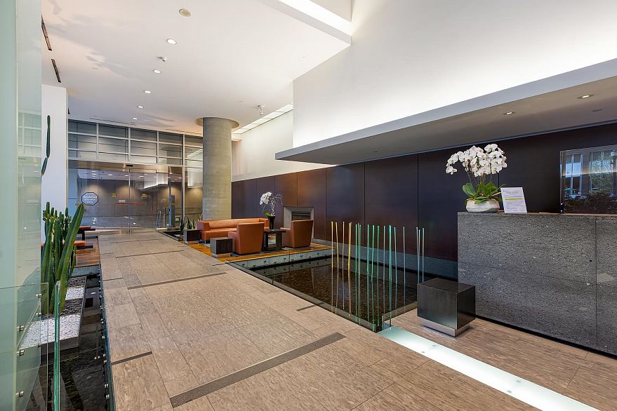 3102 1077 W Cordova Street