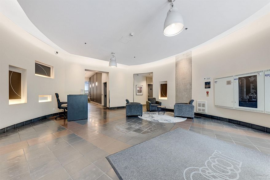 1804 1295 Richards Street