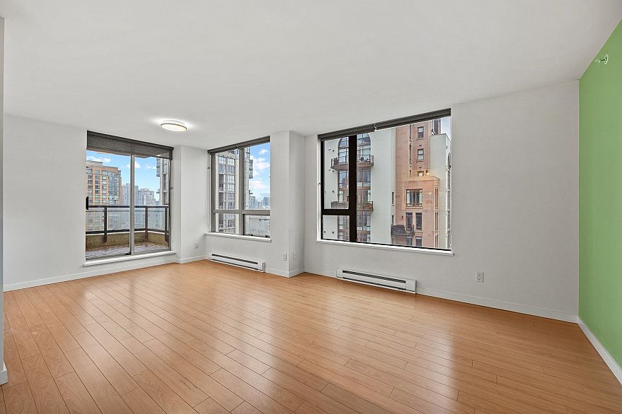 1804 1295 Richards Street