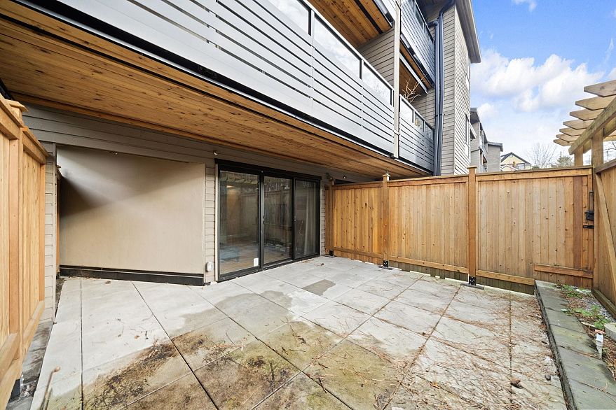 104 1549 Kitchener Street