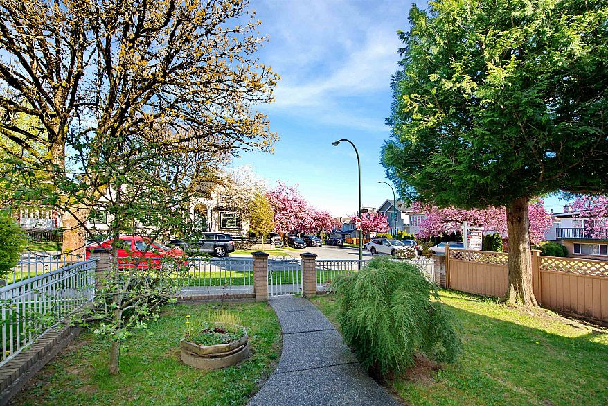 6499 St. Catherines Street