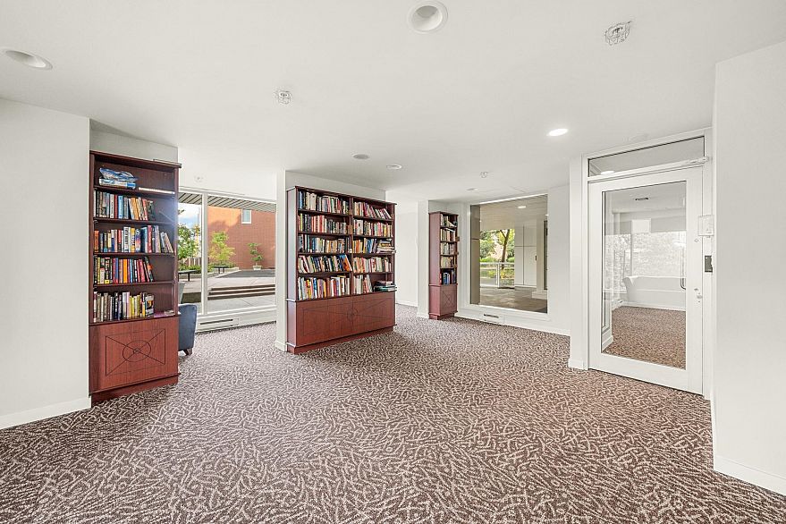 1501 193 Aquarius Mews