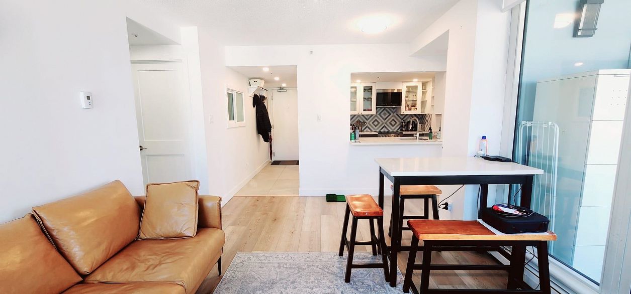 183 KEEFER PLACE, Vancouver BC V6B 0J1