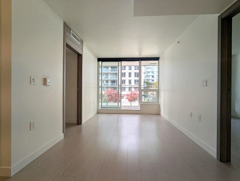 301 433 SW Marine Drive