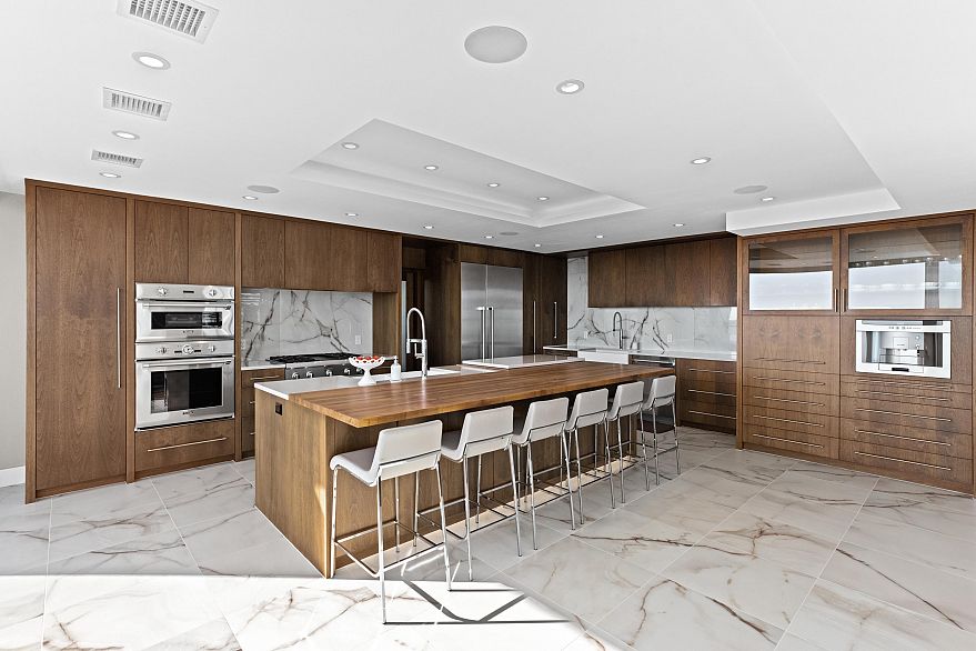 3101 717 Jervis Street