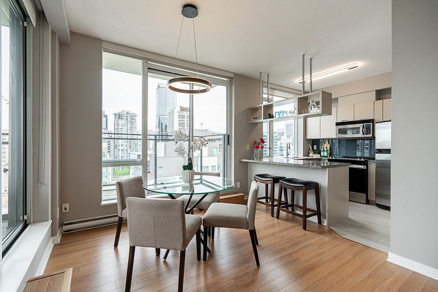 PH3 1082 Seymour Street