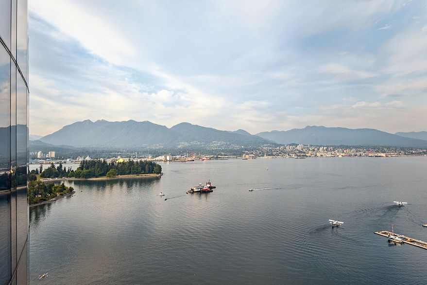 2502 1233 W Cordova Street