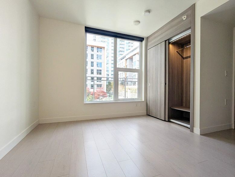 301 433 SW Marine Drive