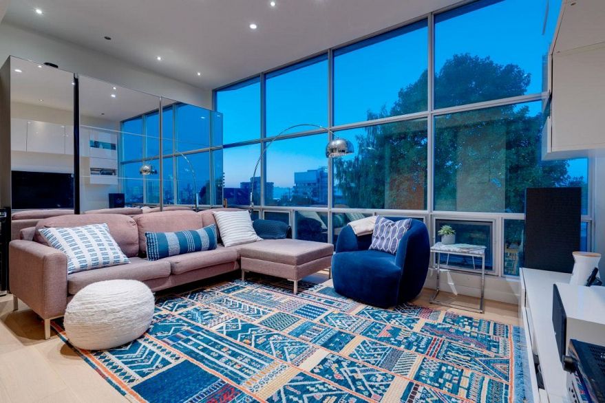 402 2216 W 3rd Avenue