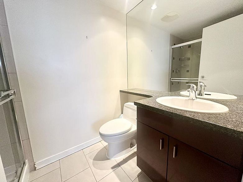 2806 1033 MARINASIDE, Vancouver BC V6Z 3A3