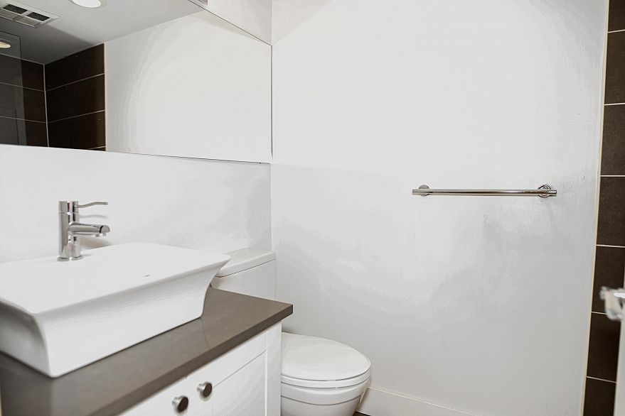 202 1188 Quebec Street