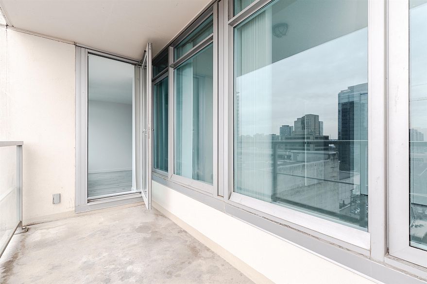 1313 610 GRANVILLE STREET, Vancouver BC V6C 3T3