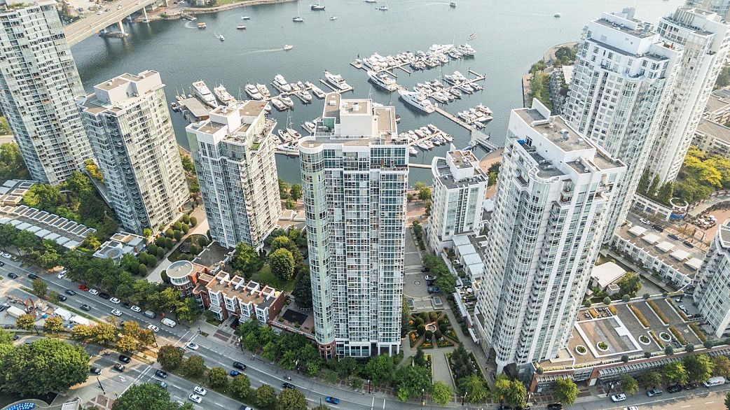 1501 193 Aquarius Mews