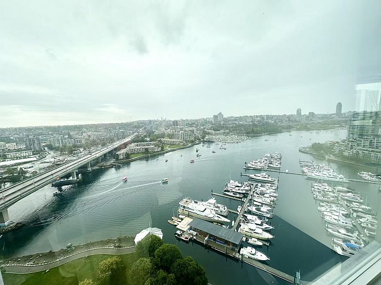 2806 1033 MARINASIDE, Vancouver BC V6Z 3A3