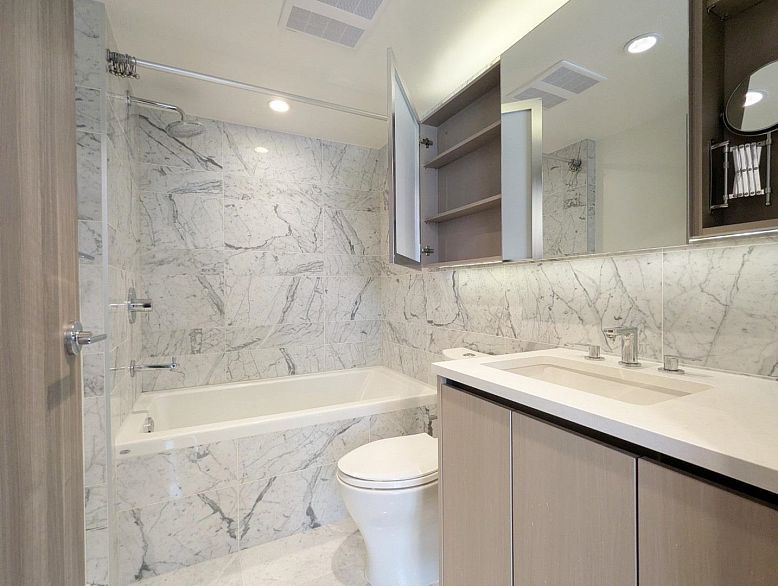 301 433 SW Marine Drive