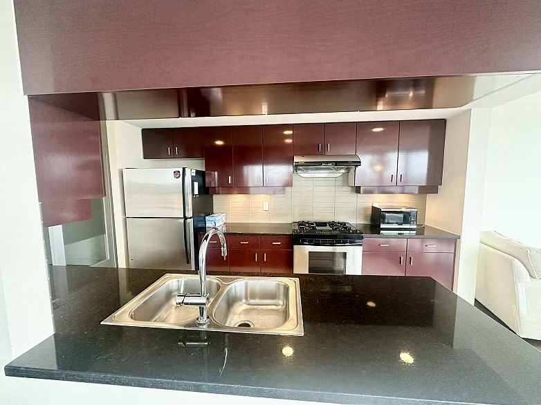 2806 1033 MARINASIDE, Vancouver BC V6Z 3A3