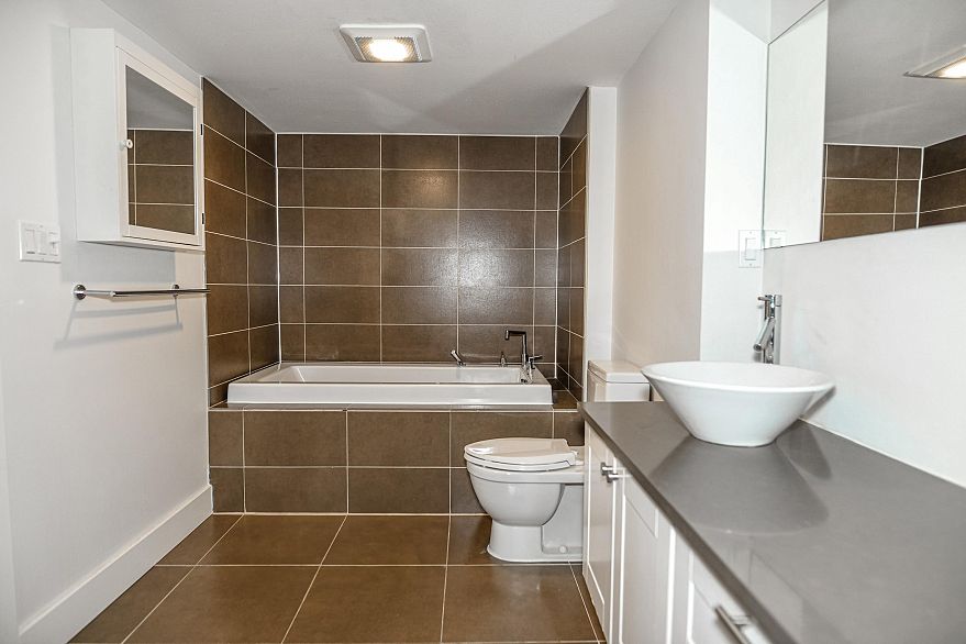 202 1188 Quebec Street