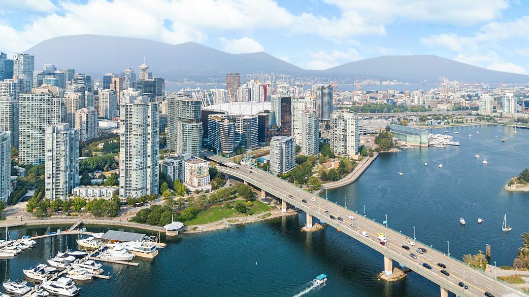 1501 193 Aquarius Mews