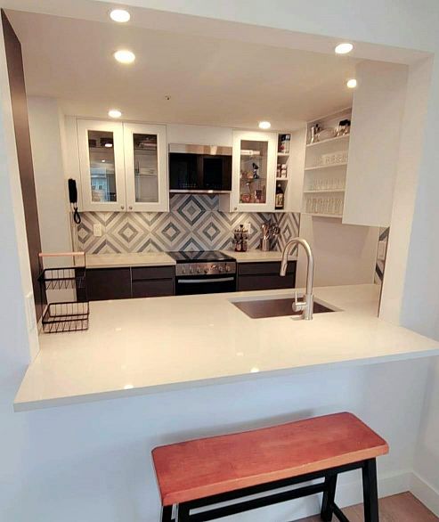 183 KEEFER PLACE, Vancouver BC V6B 0J1