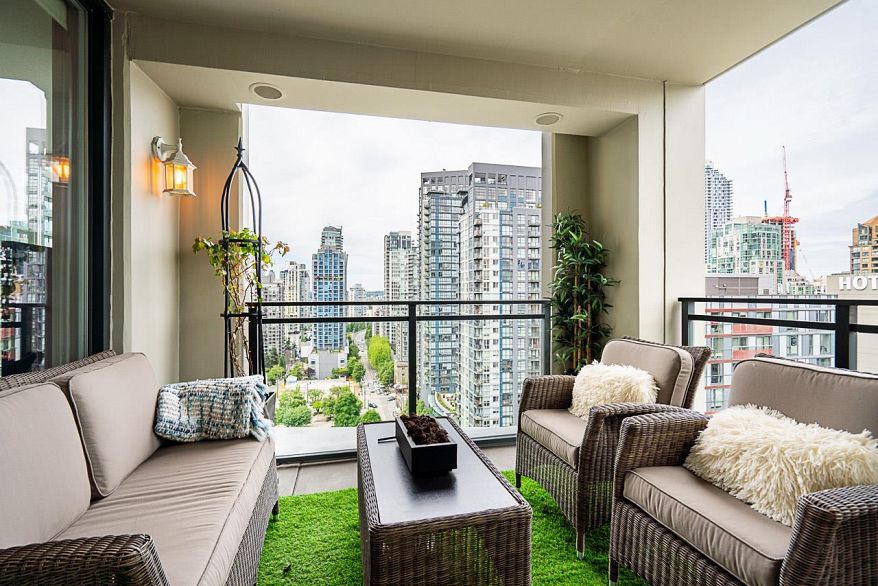 PH3 1082 Seymour Street