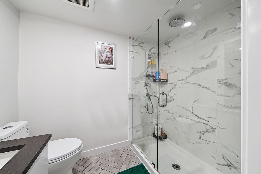 202 2508 Fraser Street