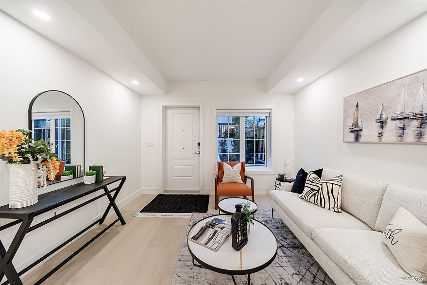 105 918 W 32nd Avenue