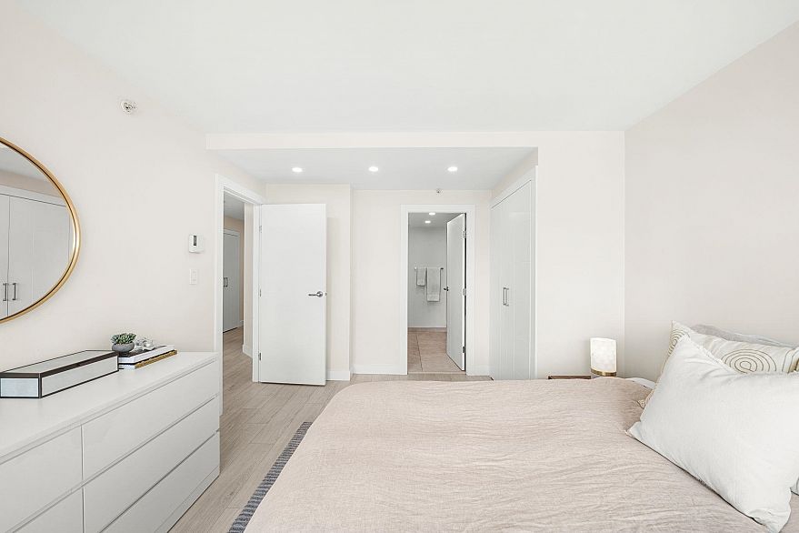 1501 193 Aquarius Mews