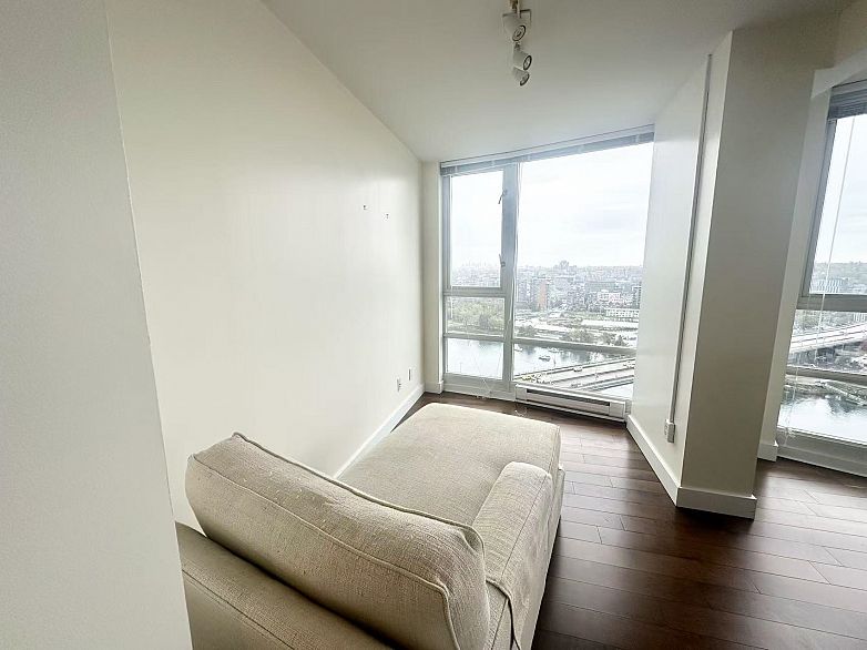 2806 1033 MARINASIDE, Vancouver BC V6Z 3A3