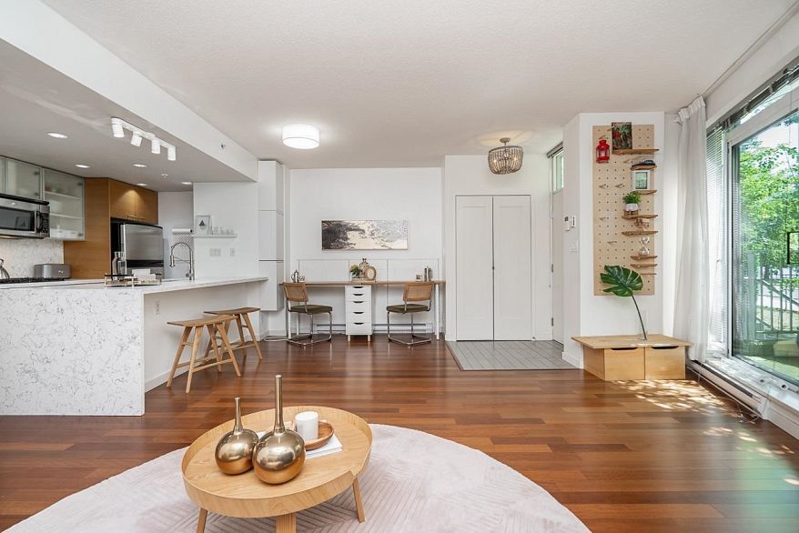 106 980 Cooperage Way