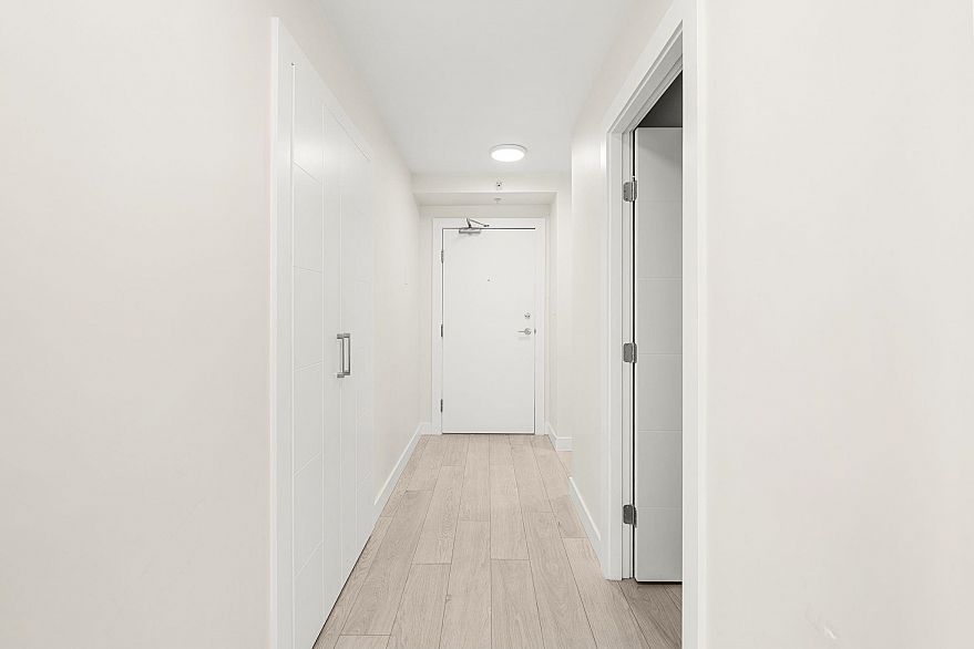 1501 193 Aquarius Mews