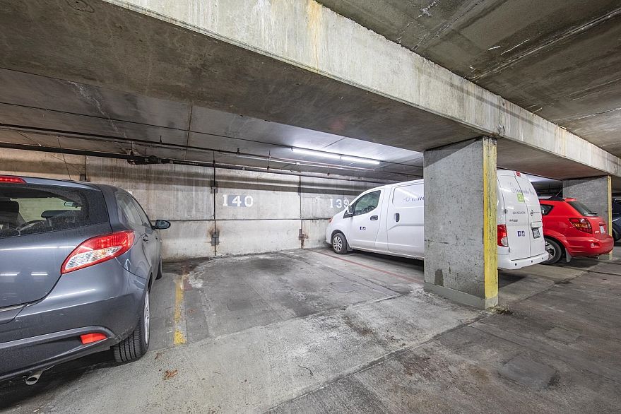 209 1330 Burrard Street