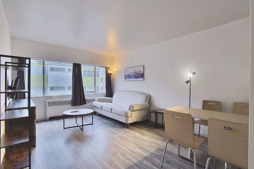 105 1540 HARO STREET, Vancouver BC V6G 1G6