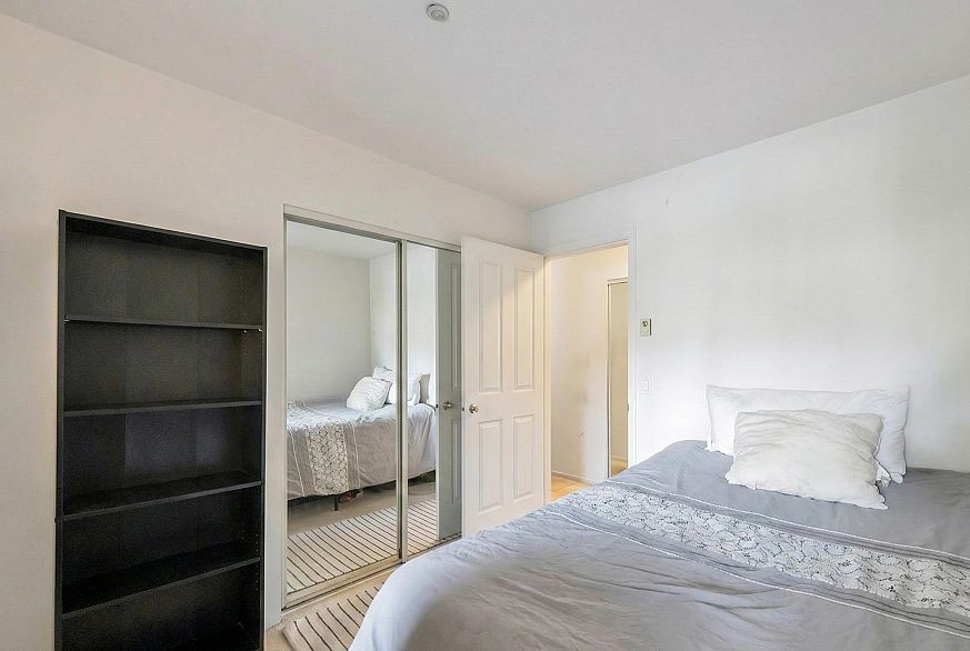 202 525 Wheelhouse Square