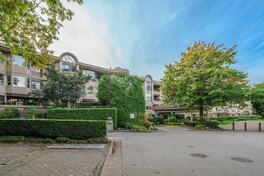 202 525 Wheelhouse Square