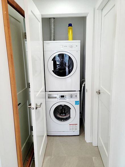 183 KEEFER PLACE, Vancouver BC V6B 0J1