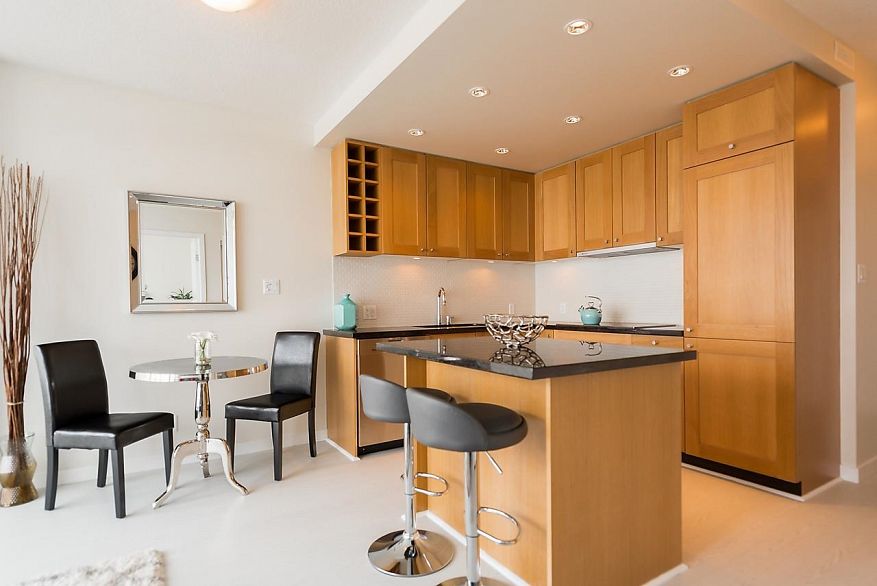 1805 821 Cambie Street