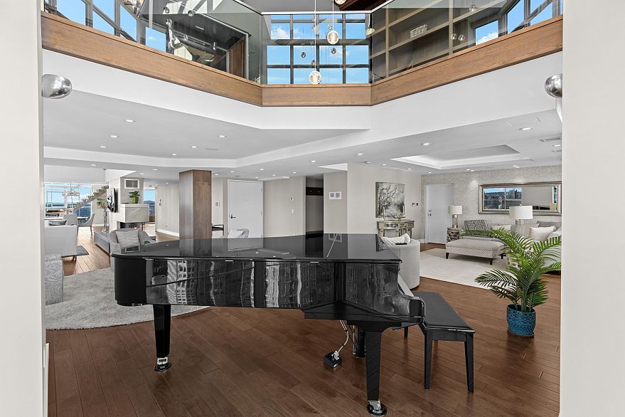 3101 717 Jervis Street