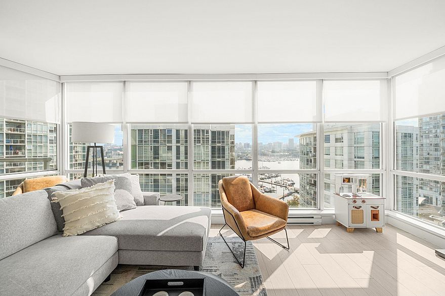 1501 193 Aquarius Mews